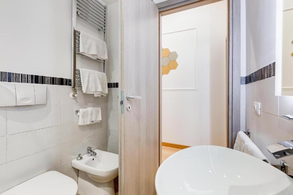 Vatican Prestige Apt By Premium Suites Collection Roma Exterior foto